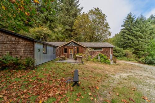 Κήπος έξω από το Stone Lagoon Cabin