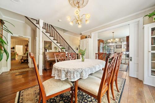 a dining room with a table and chairs at Brinnwood Bed & Breakfast in Sutter Creek