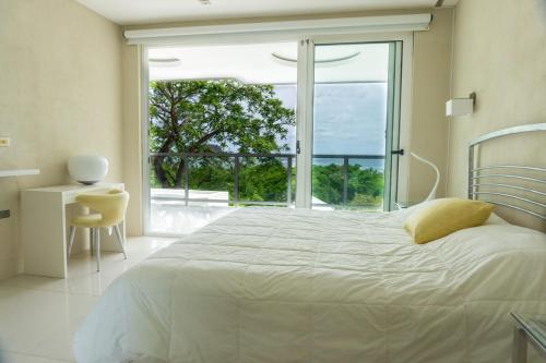 Fotografie z fotogalerie ubytování Casa Blanca #1 Beautiful modern beach house v destinaci Sámara