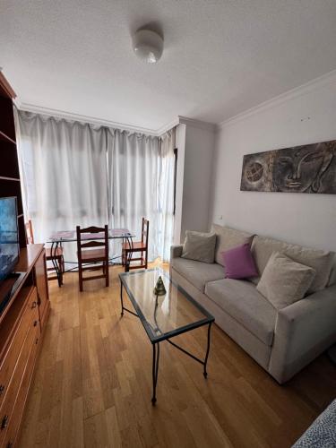 Χώρος καθιστικού στο Barajas Express Stay, IFEMA , Metropolitano