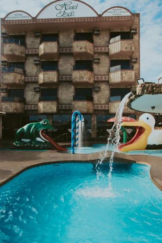 Bazén v ubytování Hotel da Lea nebo v jeho okolí