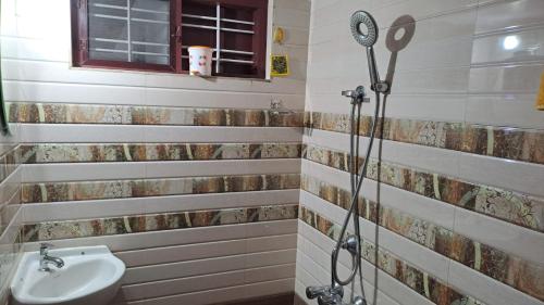 Un baño de Idukki Nest