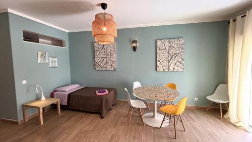 150m to the beach at Sol a Sul apartments