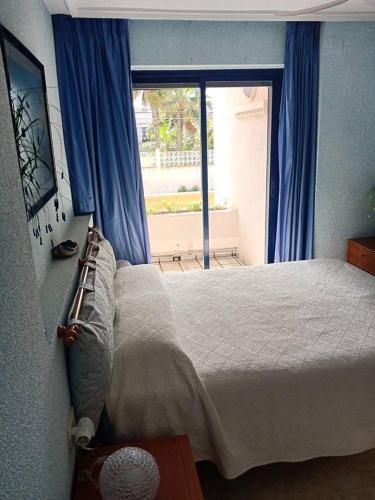 Apartamento-Primera línea playa-La Mata-Alicante