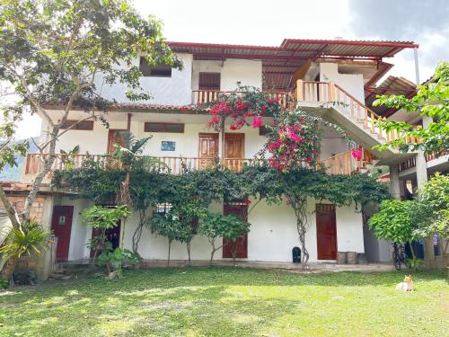 Κήπος έξω από το Balcon de Gocta