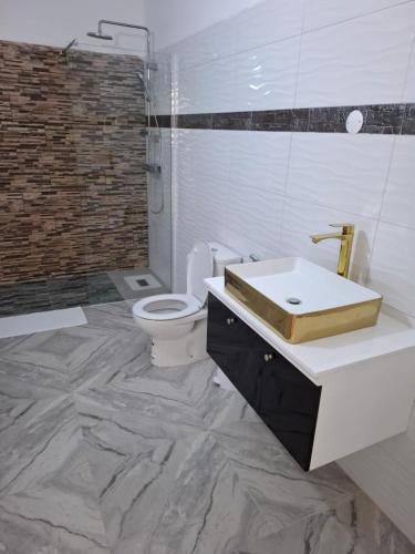 Apartamentos Fatynybalにあるバスルーム