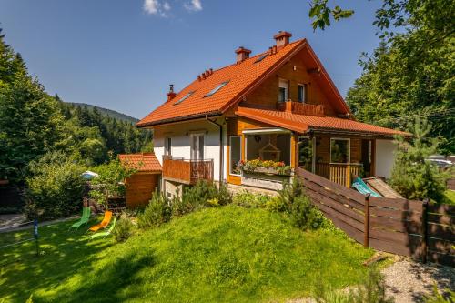Przystanek Leśna-3 Apartamenty nad potokiem w sercu natury