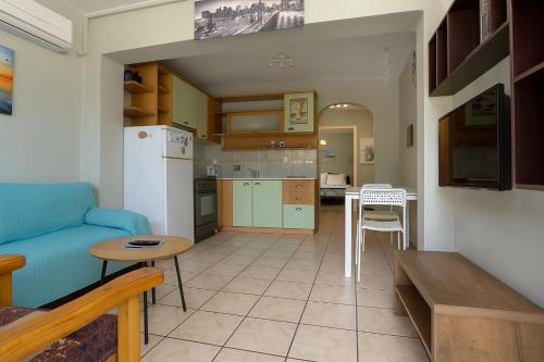 Mavretas Apartments 1