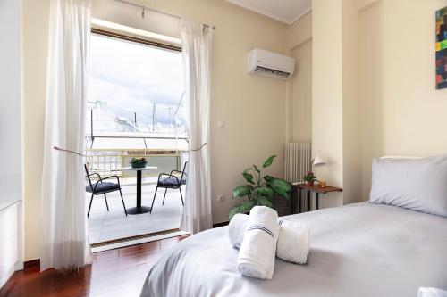 Pagrati Sunlit Penthouse