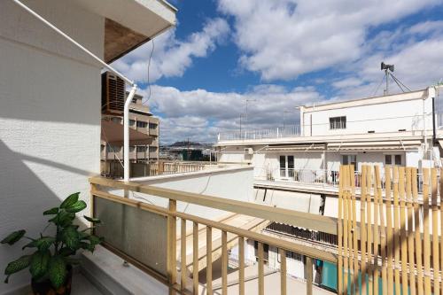 Pagrati Sunlit Penthouse