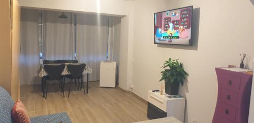 Estudio aire acondicionado 3 piscinas parking y wifi gratuitos