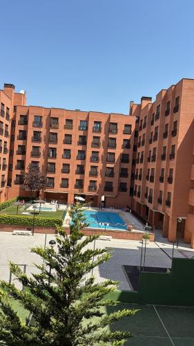 Luxury Apartment near Madrid, Airport, IFEMA, City Center