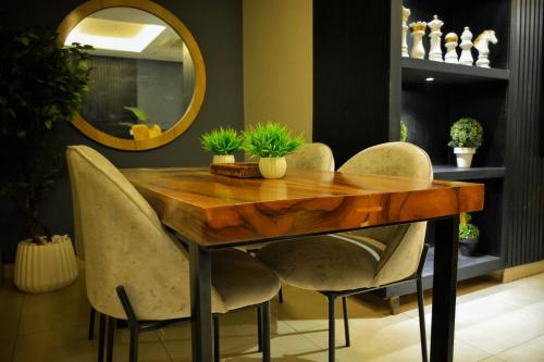 Gallery image of Goldcrest Grand Mall Luxury Apartments DHA Phase 4 Lahore in Lahore