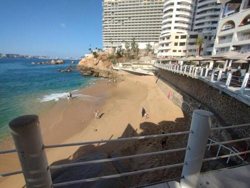 Galeriebild der Unterkunft Loft en las Torres Gemelas Acapulco in Acapulco