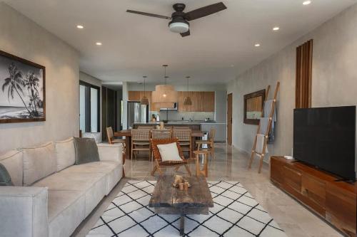 Χώρος καθιστικού στο Beachview apartmet at Tankah bay