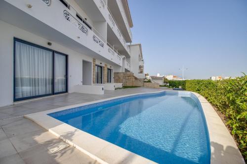 Stunning Ocean View Apt Beach 200mt AC Pool