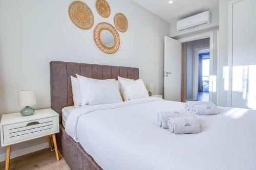 Stunning Ocean View Apt Beach 200mt AC Pool