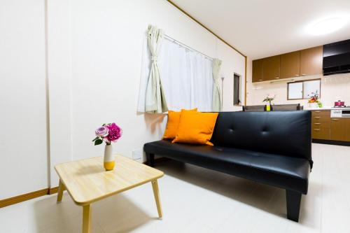 Chloris 7 min walk from the Kishinosato Sta! Namba 10min