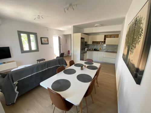 Fotografie z fotogalerie ubytování Anesi Vista Apartment v destinaci Vasiliki
