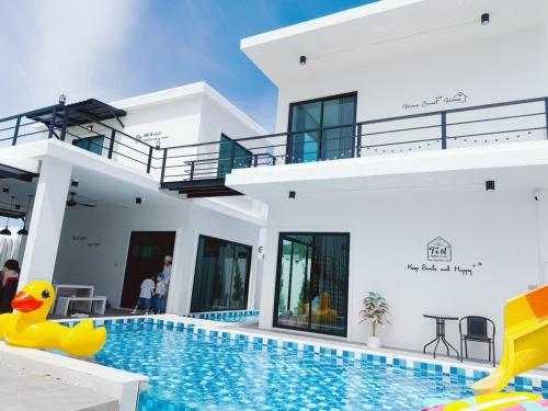 Bassein majutusasutuses T&A Happy home Huahin või selle lähedal