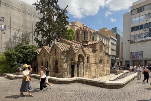 Zen Ermou City Center 1