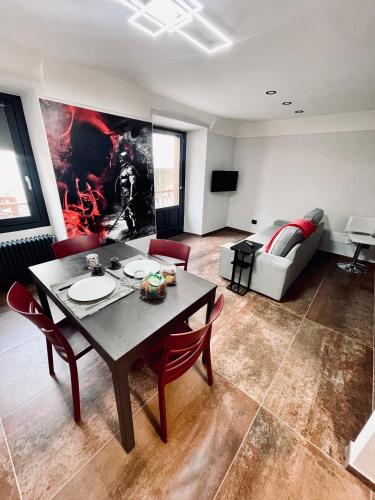 TV a/nebo společenská místnost v ubytování Legend Loft