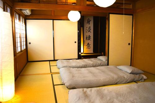 Ruang duduk di 飛騨棲家 西町宿 Hidasumika Nichimachiyado