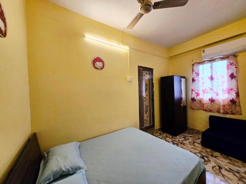 Shree Ram SIA Hotel an unit of shree ram sia trading and residencyにあるベッド