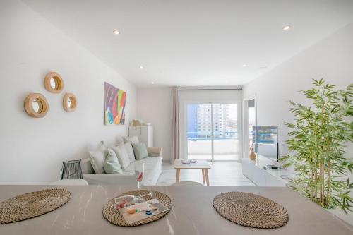 Paraiso del Sur 2-Bedroom Luxury Suite, Sea & Mountain Views