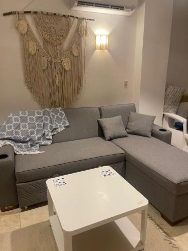 Χώρος καθιστικού στο Cozy apartment with in agora in front of marrasi