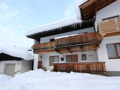 Apartment in Brixen near Ski Bus