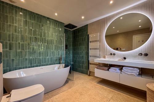 Azure Villa 14 Guests - Heart of Cap d’Antibes
