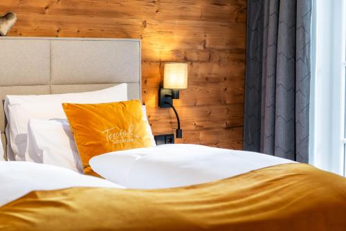Terofal Hotel Schliersee - Komplett neu renoviertにあるベッド