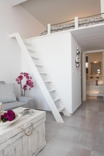 Christy Suites by Alpha Living