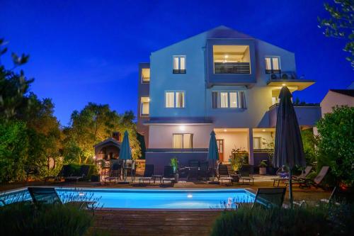 VILLA PETAR'S DREAM 3