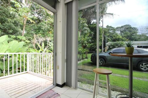 Taman di luar Bamboo House in Herradura with private pool