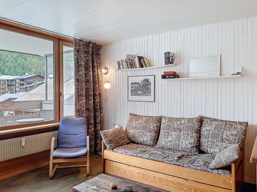Appartement lumineux au centre de Val-d'Isère - FR-1-518-106