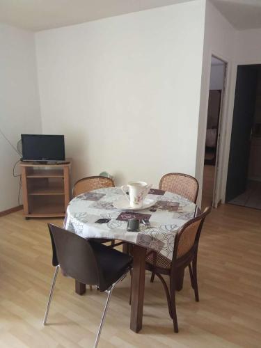 Galeriebild der Unterkunft Appartement in Laroquebrou