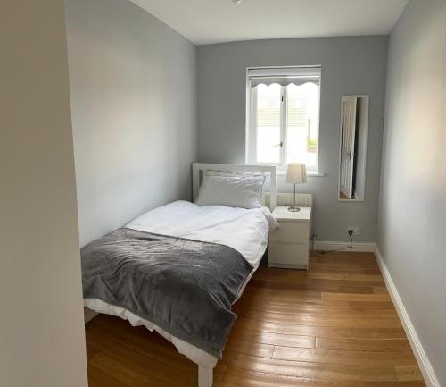Gallery image of 2-Bedroom Flat Near Harry Porter Warner Bros Studios, Watford - Rugby Lodge in Abbots Langley