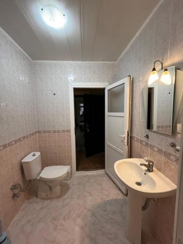 Ένα μπάνιο στο Hayat Apart Otel