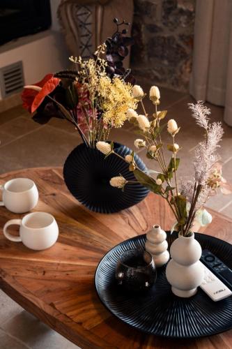 Set per la preparazione di tè e caffè presso Petres Luxury Villas with heated private pool