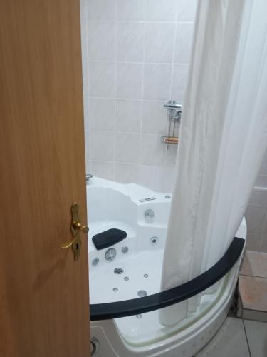 Ein Badezimmer in der Unterkunft Appartment Messe