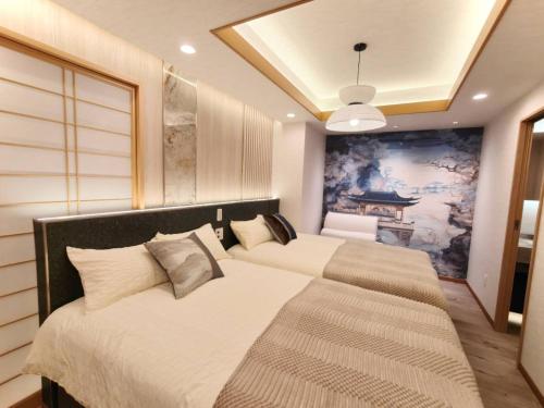 A2 Shinjuku JR St 8 mins 3 bedrooms and 1 living room 2bathrooms 2toilets Max 12P Direct to Shinjuku Ueno Ginza Shibuya Ikebukuro Yoyogi Shinagawa 新宿区 高田马场车站8分钟 3室1厅2浴室2卫生间 最大12人
