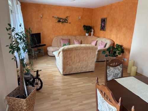 Χώρος καθιστικού στο Gästewohnung in Breitenworbis