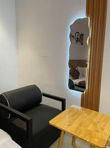Ruang duduk di Axion Hotel