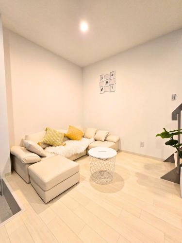 Crystal Jade 101 3 minutes to Osaka Station by train 2 floors