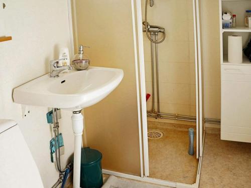Koupelna v ubytování 4 person holiday home in Vena-By Traum