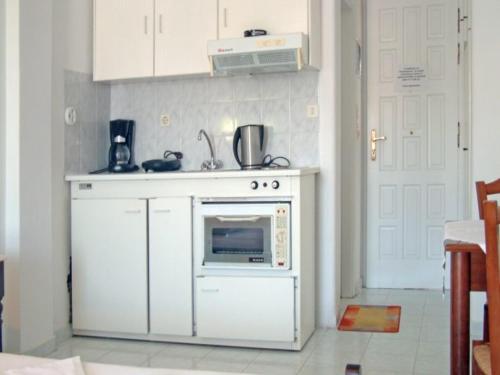 Gallery image of Erato Apartments in Batsi