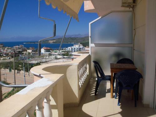 Un balcón o terraza de Vila Florand Sela