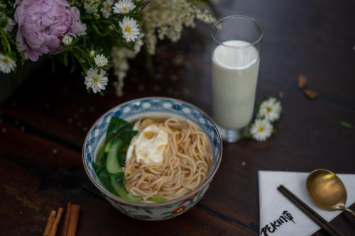 Jídlo v hotelu nebo okolí